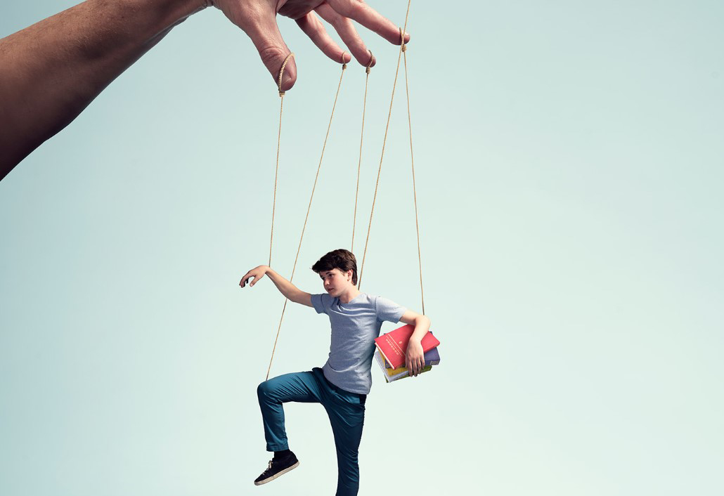 Parents’ mistakes in over-controlling their children