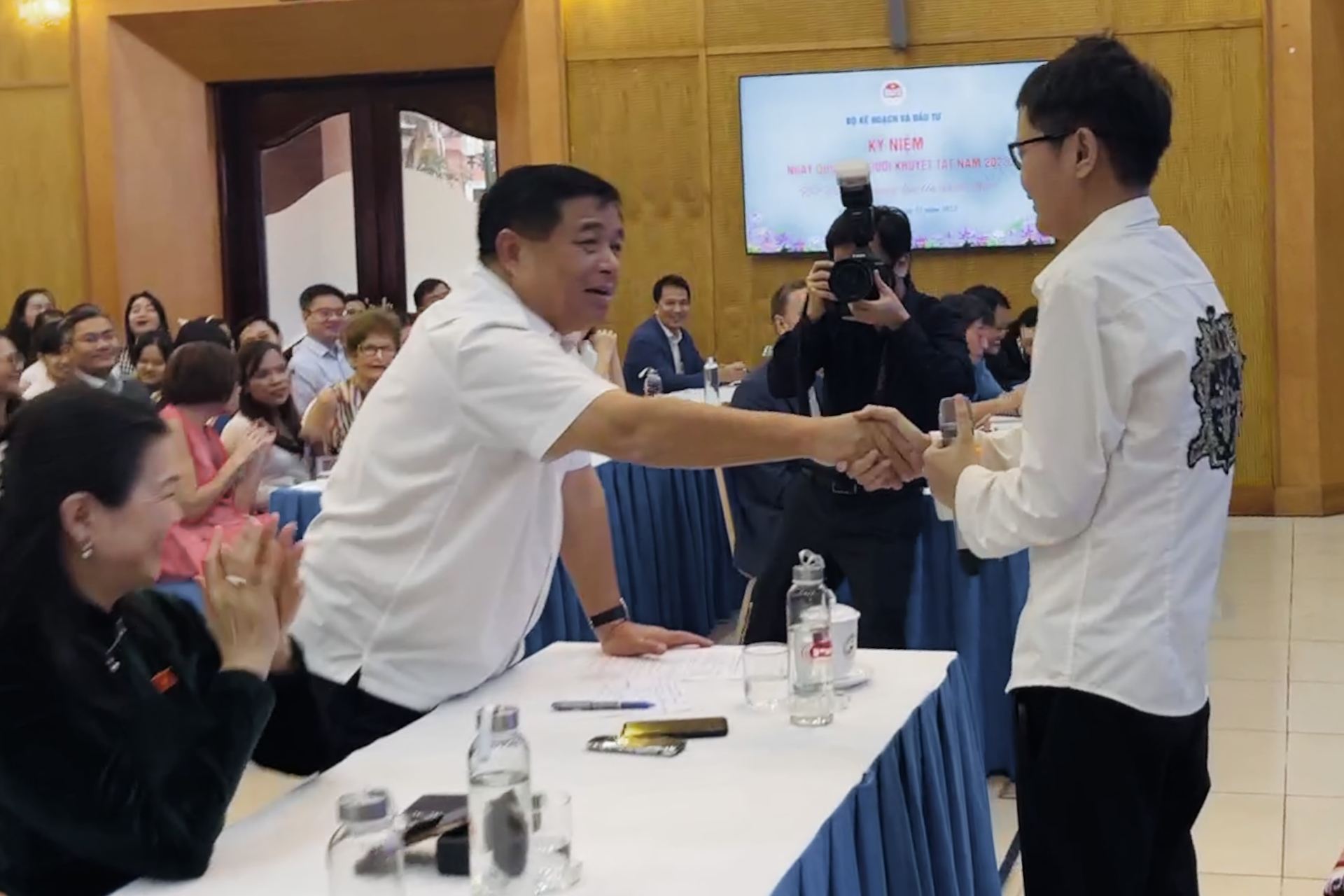 Bộ KHĐT hỗ trợ 100 triệu cho người khuyết tật có ý tưởng khởi nghiệp tốt