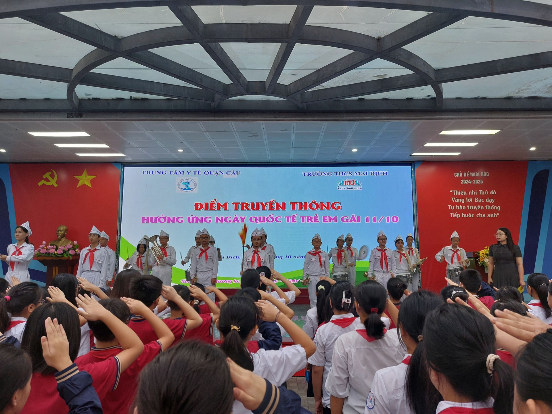 Trường THCS Mai Dịch là điểm truyền thông hưởng ứng Ngày Quốc tế Trẻ em gái 11 10