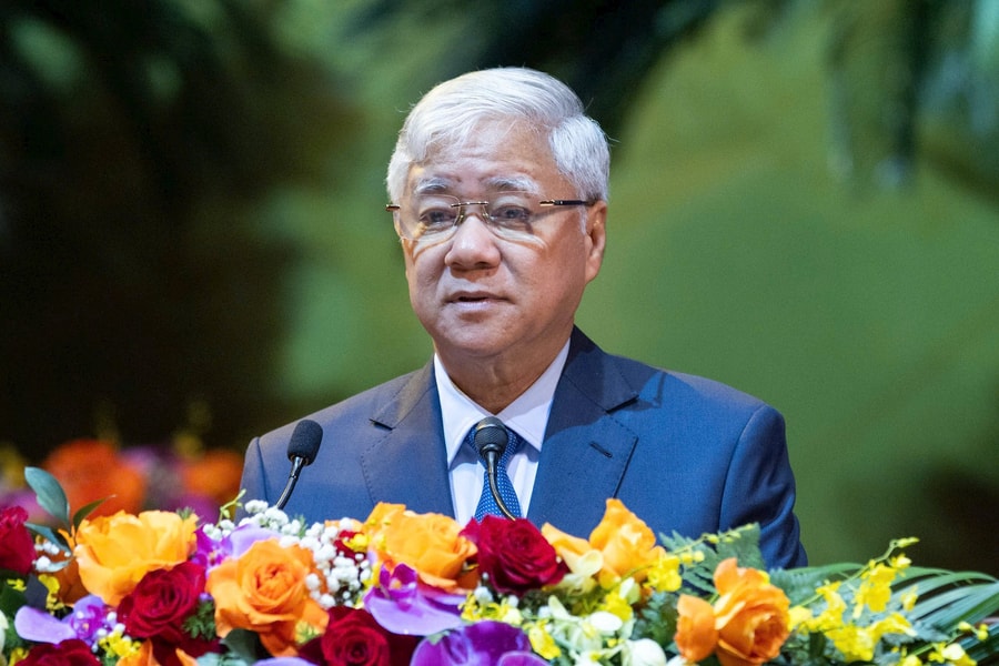 Nêu cao tinh thần yêu nước, xây đất nước giàu mạnh, phồn vinh, văn minh, hạnh phúc