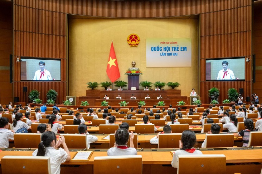 Tâm sự của chuyên gia pháp luật đồng hành cùng Quốc hội trẻ em