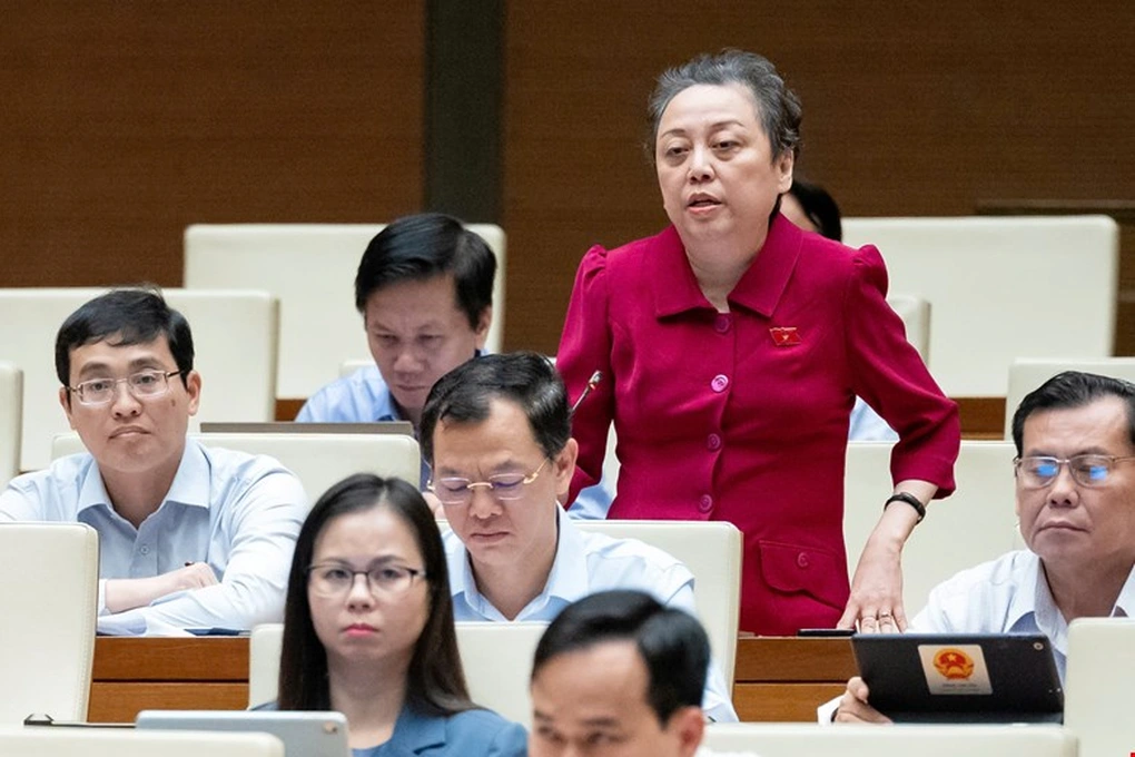 ĐBQH  Nhà thuốc bệnh viện đang thiếu rất nhiều loại thuốc, thiết bị y tế