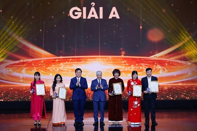 Lễ trao giải báo chí “Vì sự nghiệp Đại đoàn kết toàn dân tộc” lần thứ XVI vinh danh 90 tác phẩm