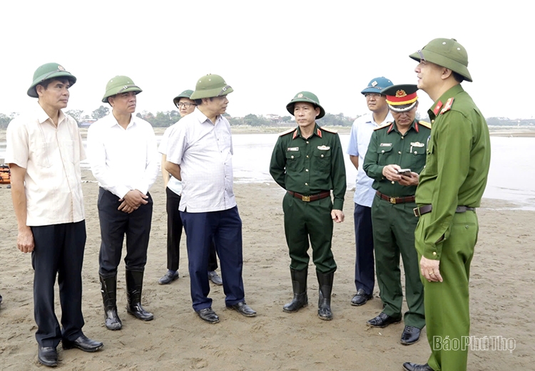 Lãnh đạo tỉnh Phú Thọ chỉ đạo tìm kiếm 4 học sinh mất tích