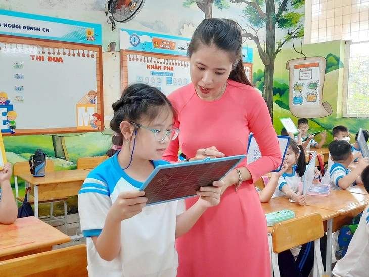 Giáo viên Nghề lãnh đạo trẻ em