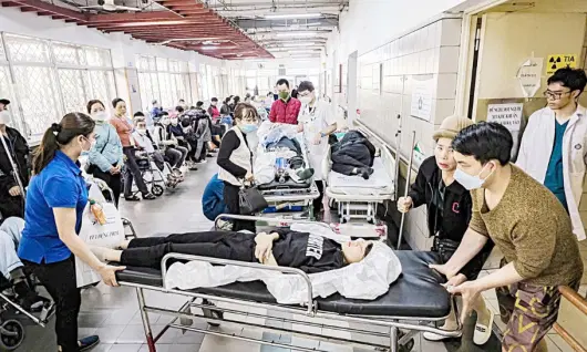 Có hay không đẩy bệnh nhân BHYT qua dịch vụ