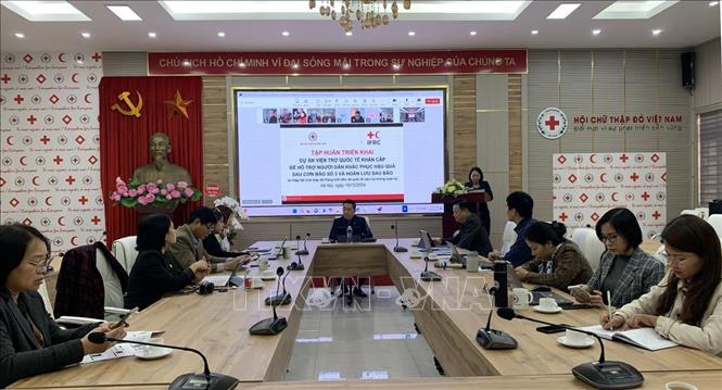 Hội Chữ thập đỏ hỗ trợ 50 000 người dân vượt qua khó khăn sau bão