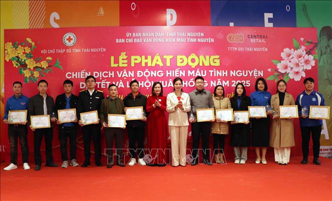 Lan rộng phong trào hiến máu tình nguyện dịp Tết trong toàn xã hội