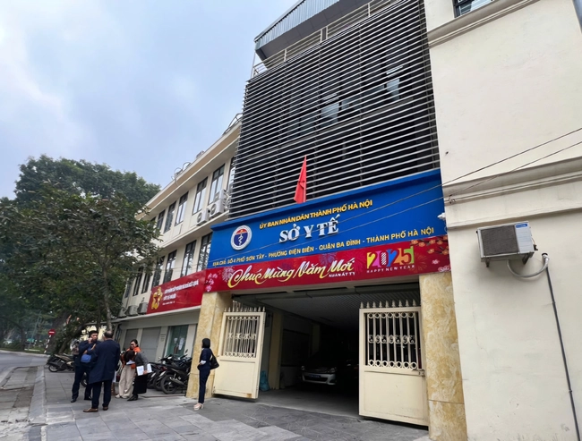 Khởi tố một Trưởng Phòng của Sở Y tế Hà Nội