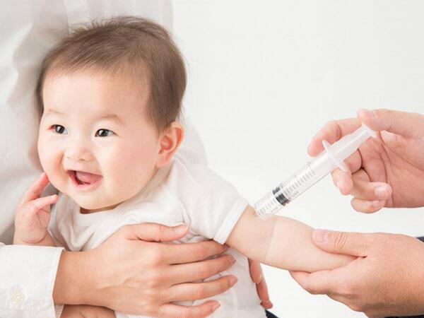 Bộ Y tế đề xuất đưa vaccine phòng phế cầu vào Chương trình tiêm chủng