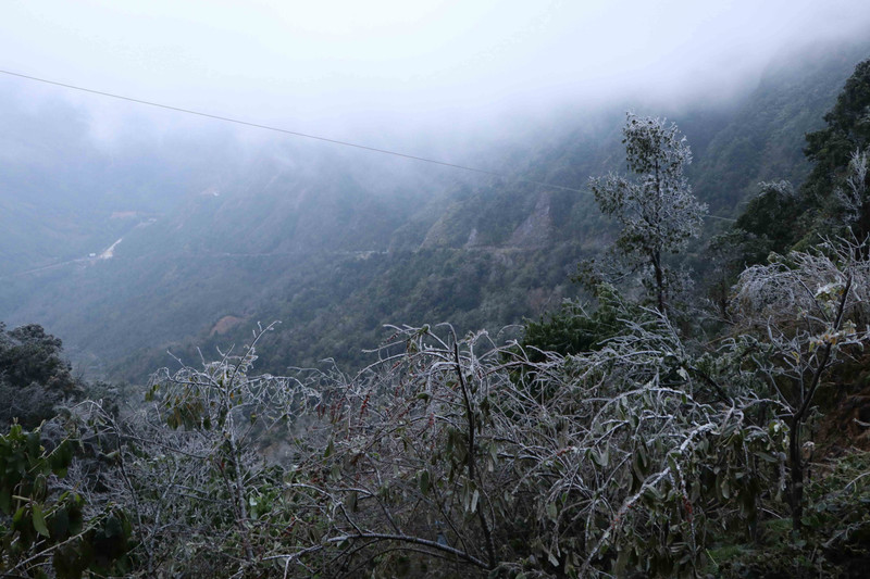 Đêm nay, không khí lạnh tràn về, khu vực Bắc bộ mưa rét