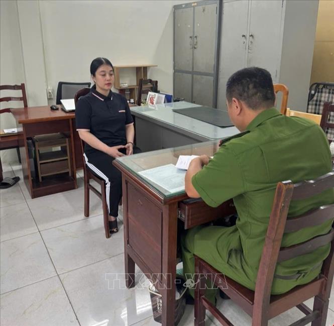 Vụ ô tô Mercedes đâm liên hoàn 10 xe máy Khởi tố, bắt tạm giam nữ tài xế