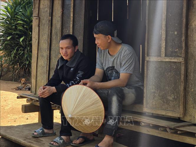 Lời cảnh tỉnh từ cạm bẫy việc nhẹ, lương cao