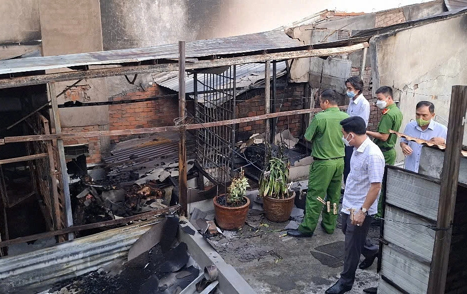 Tiền Giang Cháy nhà giữa đêm, 4 người trong gia đình tử vong
