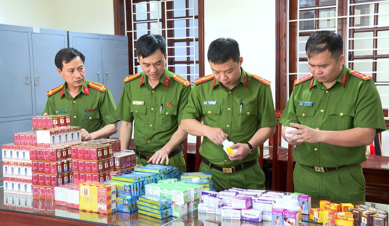 Bộ Y tế công bố danh sách 21 loại thuốc giả bị Công an tỉnh Thanh Hóa thu giữ