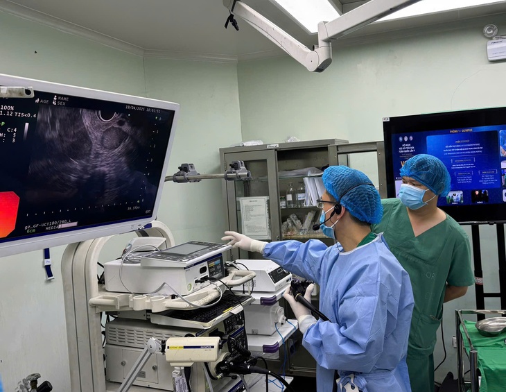 Lần đầu tiên áp dụng nội soi, siêu âm tại Bệnh viện Đa khoa trung ương Cần Thơ