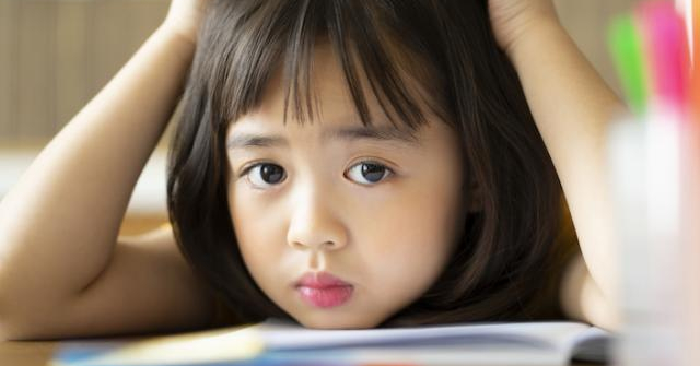 Trong suốt cuộc đời, trẻ nhớ nhất 5 khoảnh khắc này của cha mẹ