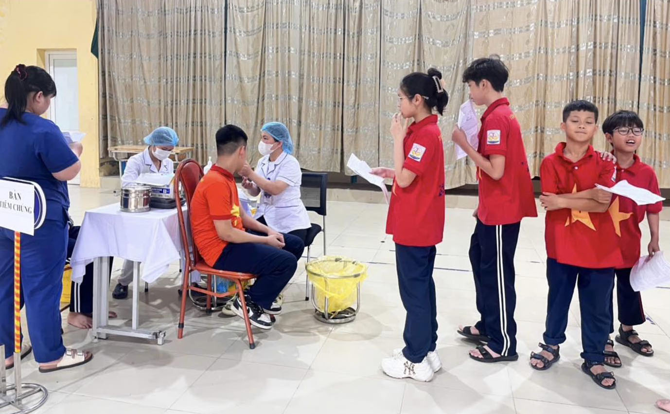 Hà Nội tiêm thêm được 32 500 liều vaccine sởi trong Chiến dịch tiêm đợt 3