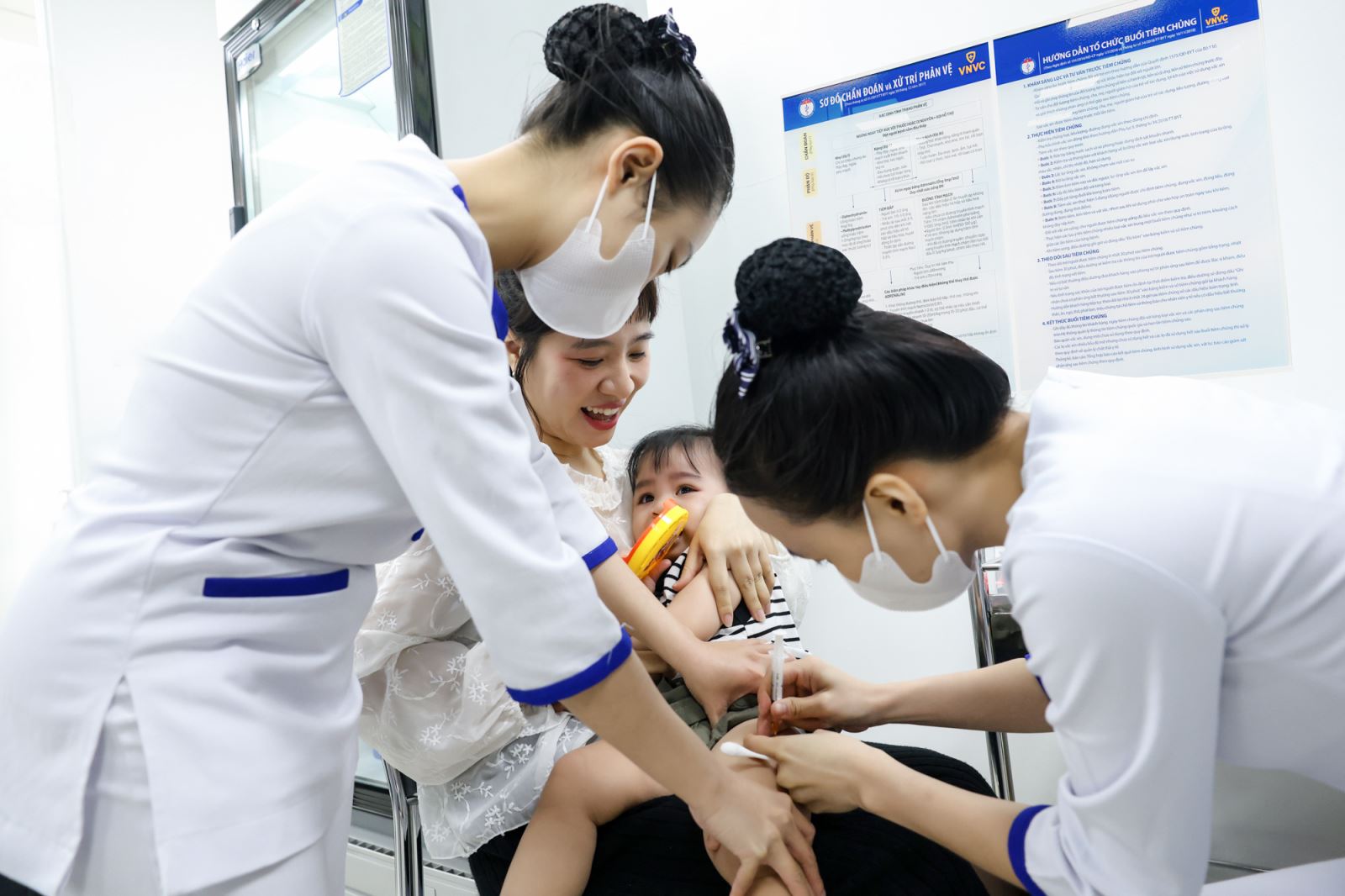 Lần đầu tiên Việt Nam có vaccine não mô cầu thế hệ mới không giới hạn độ tuổi tiêm