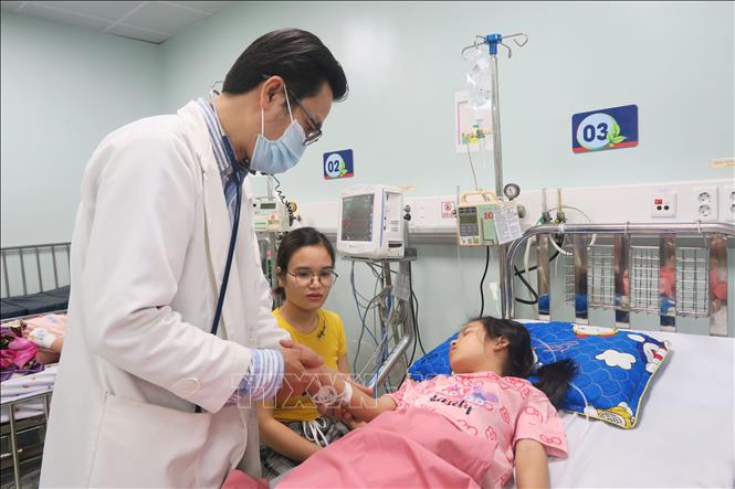 Cảnh báo số ca sốt xuất huyết tăng mạnh