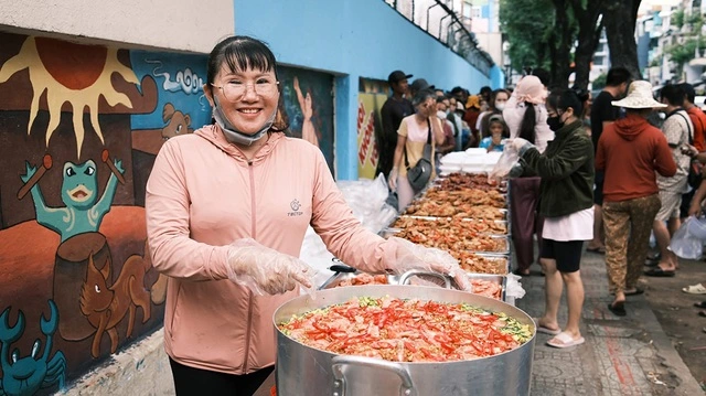 Lan tỏa trên mạng xã hội Nồi canh chua siêu tôm dành cho bệnh nhân