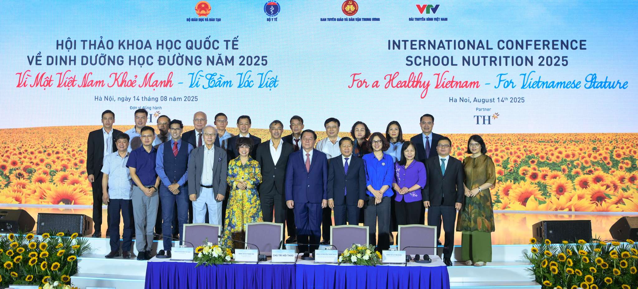 Nâng cao Dinh dưỡng học đường cho trẻ em  Vì một Việt Nam khỏe mạnh, Vì tầm vóc Việt