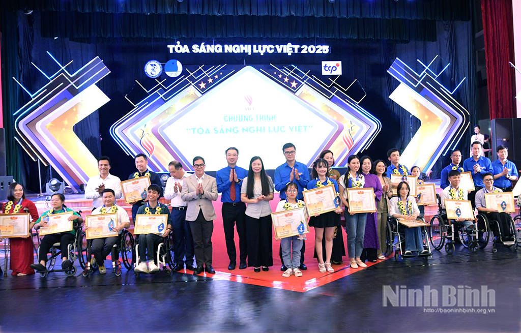 Nữ thanh niên Ninh Bình được tuyên dương “Tỏa sáng nghị lực Việt”