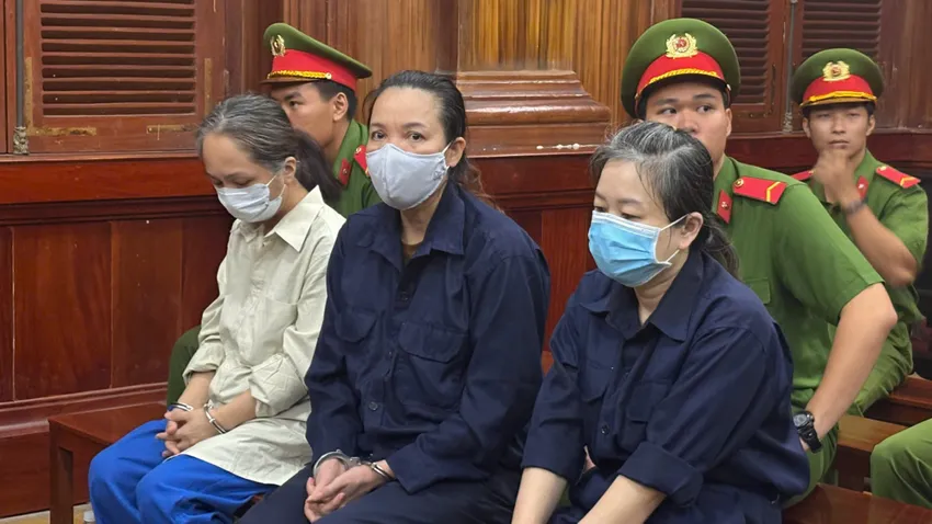 Hôm nay, toà xử vụ cơ sở mái ấm Hoa Hồng hành hạ trẻ em