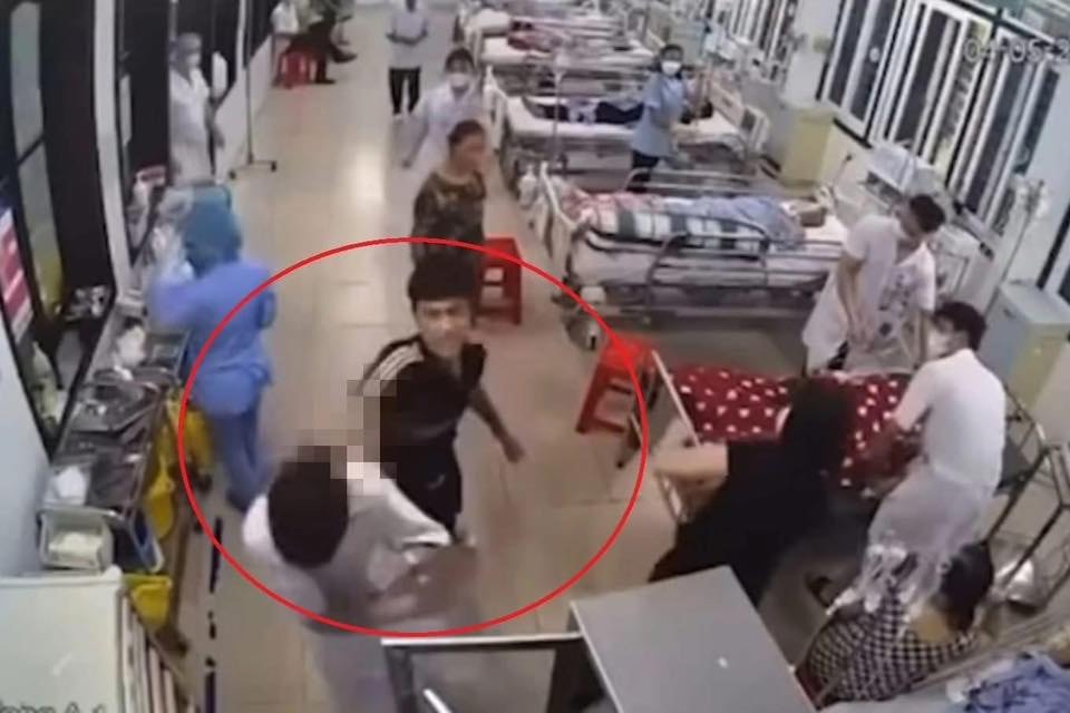 Bạo lực bệnh viện 70 nạn nhân là bác sĩ