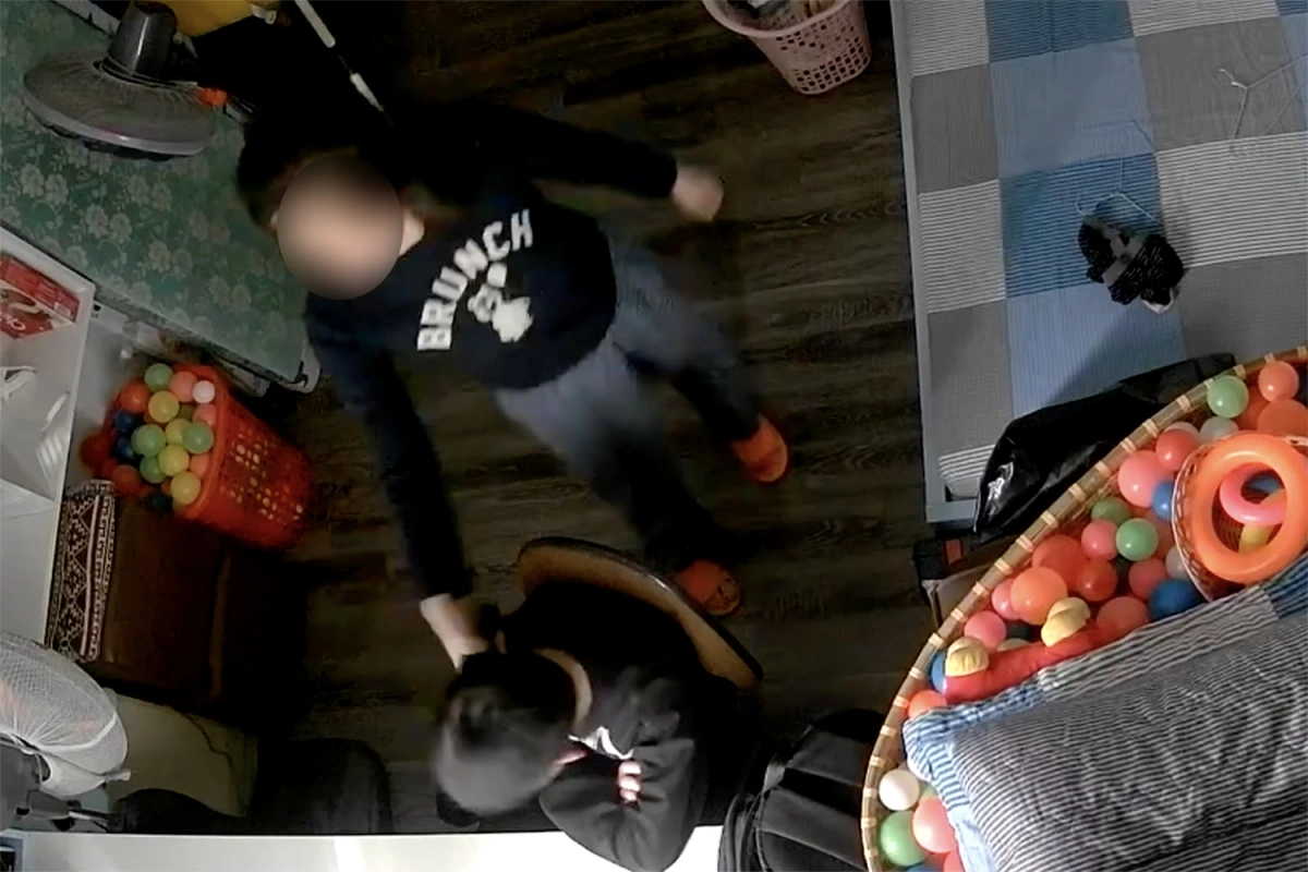 Vụ cháu bé viết tâm thư kêu cứu Cô ruột nói gia đình từng “linh cảm bất an”