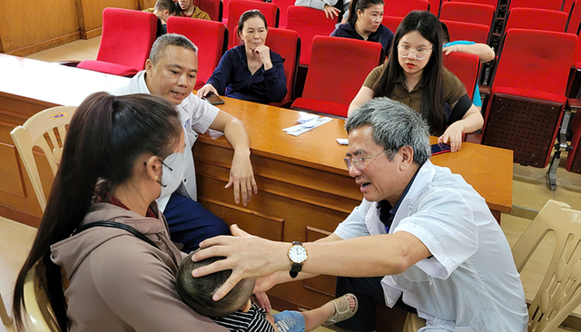 Mở lối tương lai cho trẻ khuyết tật ở Quảng Trị