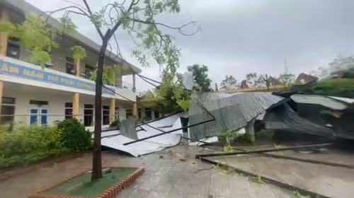 Bão số 10 gây thiệt hại rất nghiêm trọng