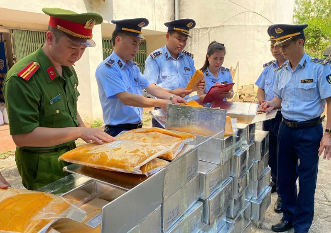 Xử phạt cơ sở sản xuất bánh trung thu vi phạm vệ sinh an toàn thực phẩm