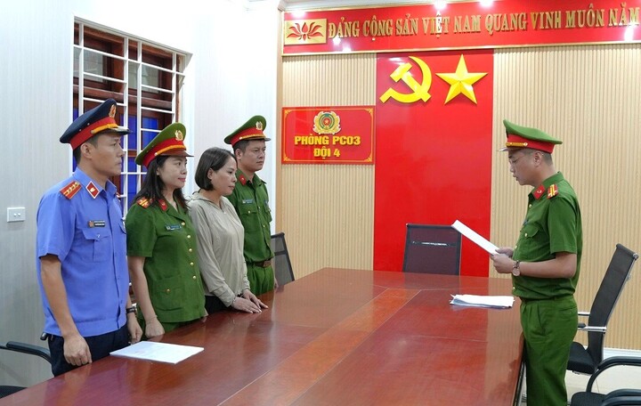 Bắt giám đốc Công ty An Thịnh Food sản xuất hơn 2,7 triệu lít dầu ăn giả trị giá 75 tỷ đồng