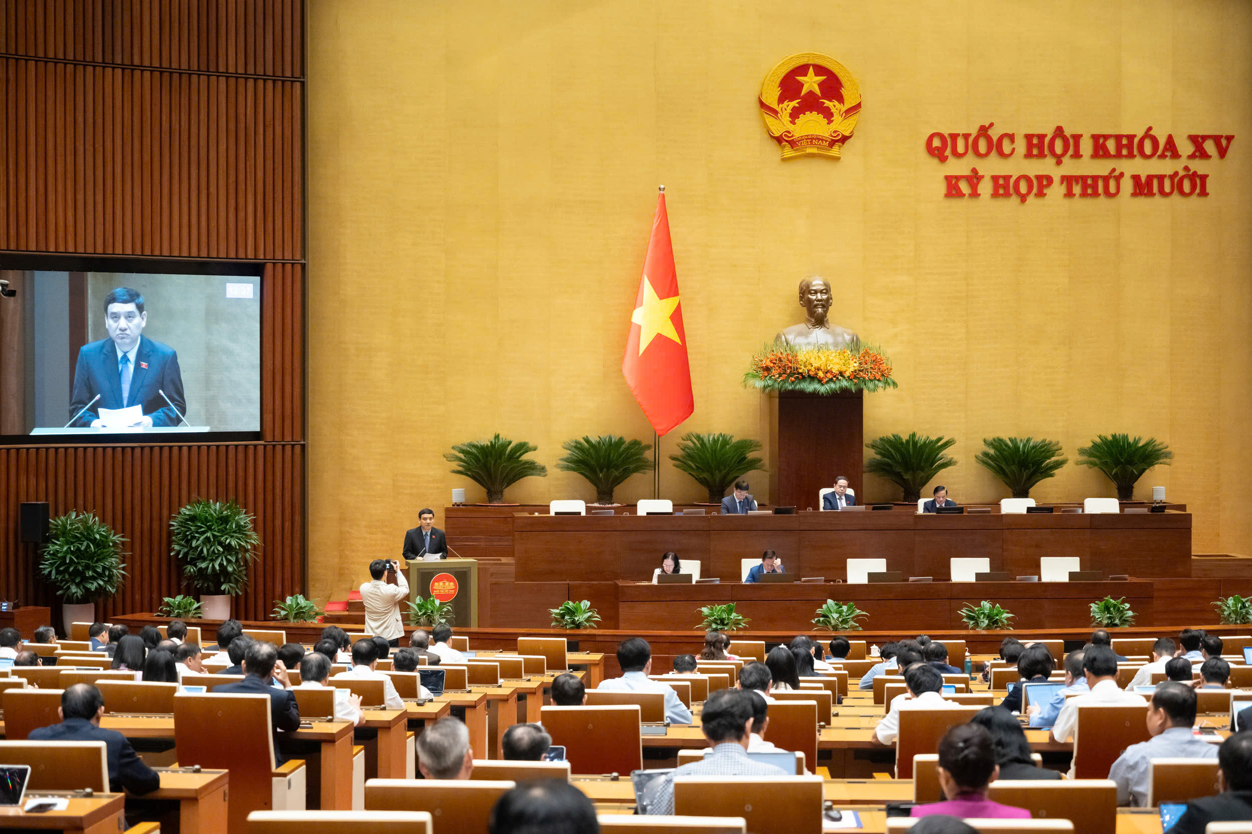 Luật Báo chí sửa đổi  Xây dựng nền báo chí, truyền thông chuyên nghiệp, nhân văn và hiện đại