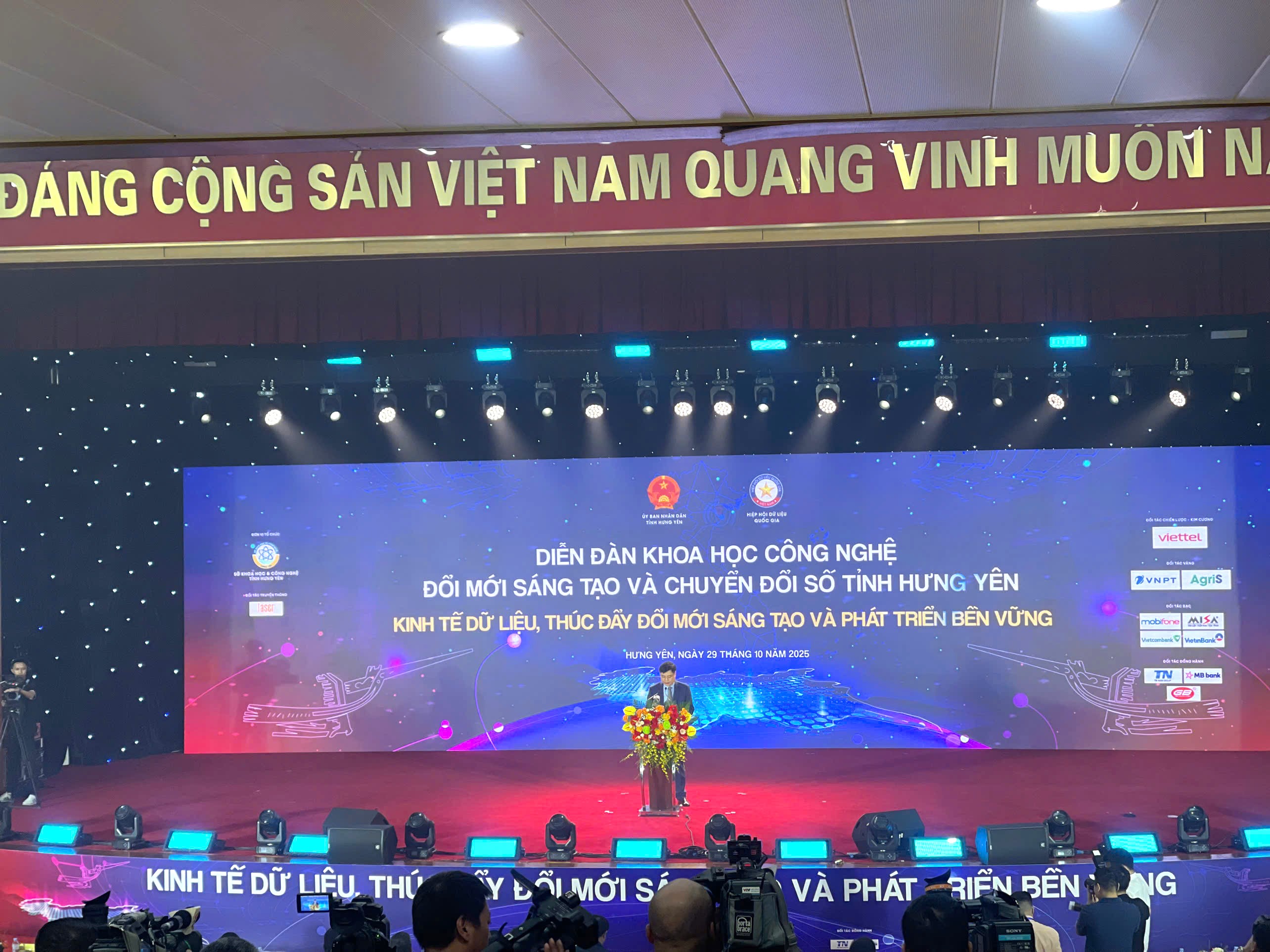 Hưng Yên Xây dựng kinh tế dữ liệu, thúc đẩy đổi mới sáng tạo và phát triển bền vững