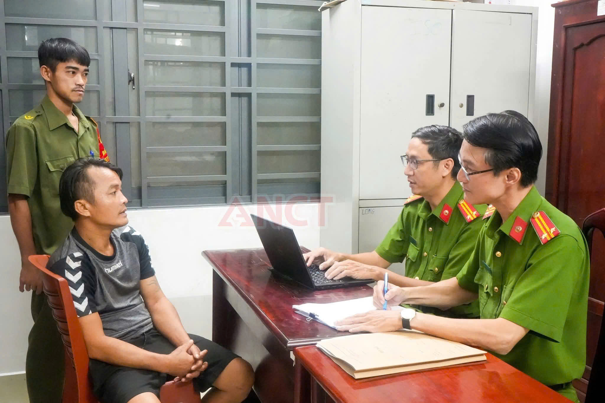 Từ chối đo nồng độ cồn tài xế bị khởi tố