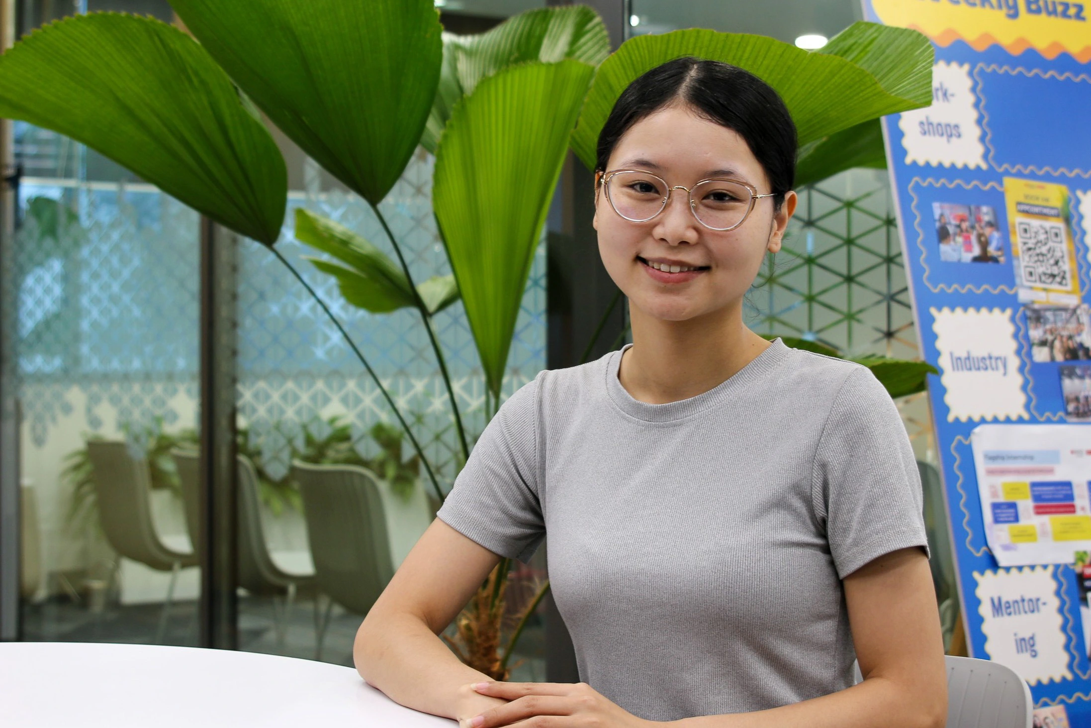 Làm rẫy, đậu thủ khoa, nghỉ ngang đại học đến học bổng toàn phần trường quốc tế