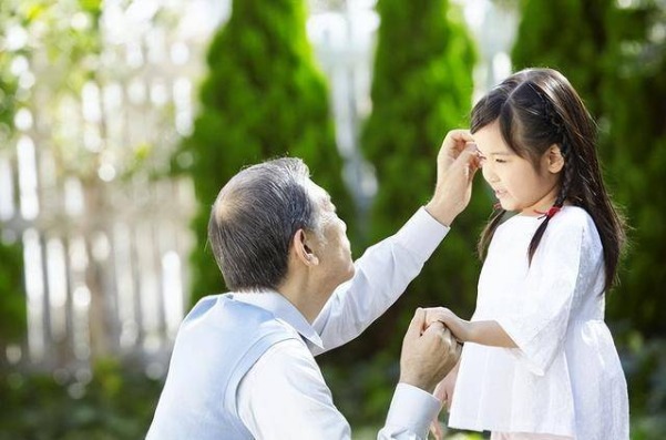 Con bị bắt nạt, mẹ chỉ biết hỏi Tại sao không phản kháng  trong bất lực