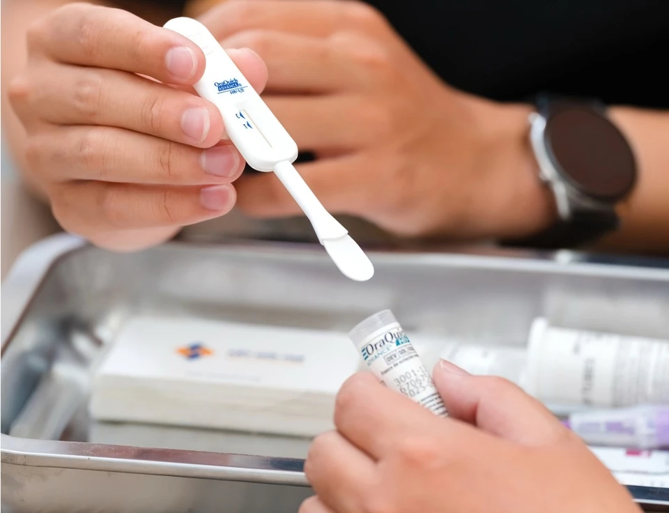 Xu hướng lây truyền HIV thay đổi nhanh, Việt Nam đối mặt thách thức mới