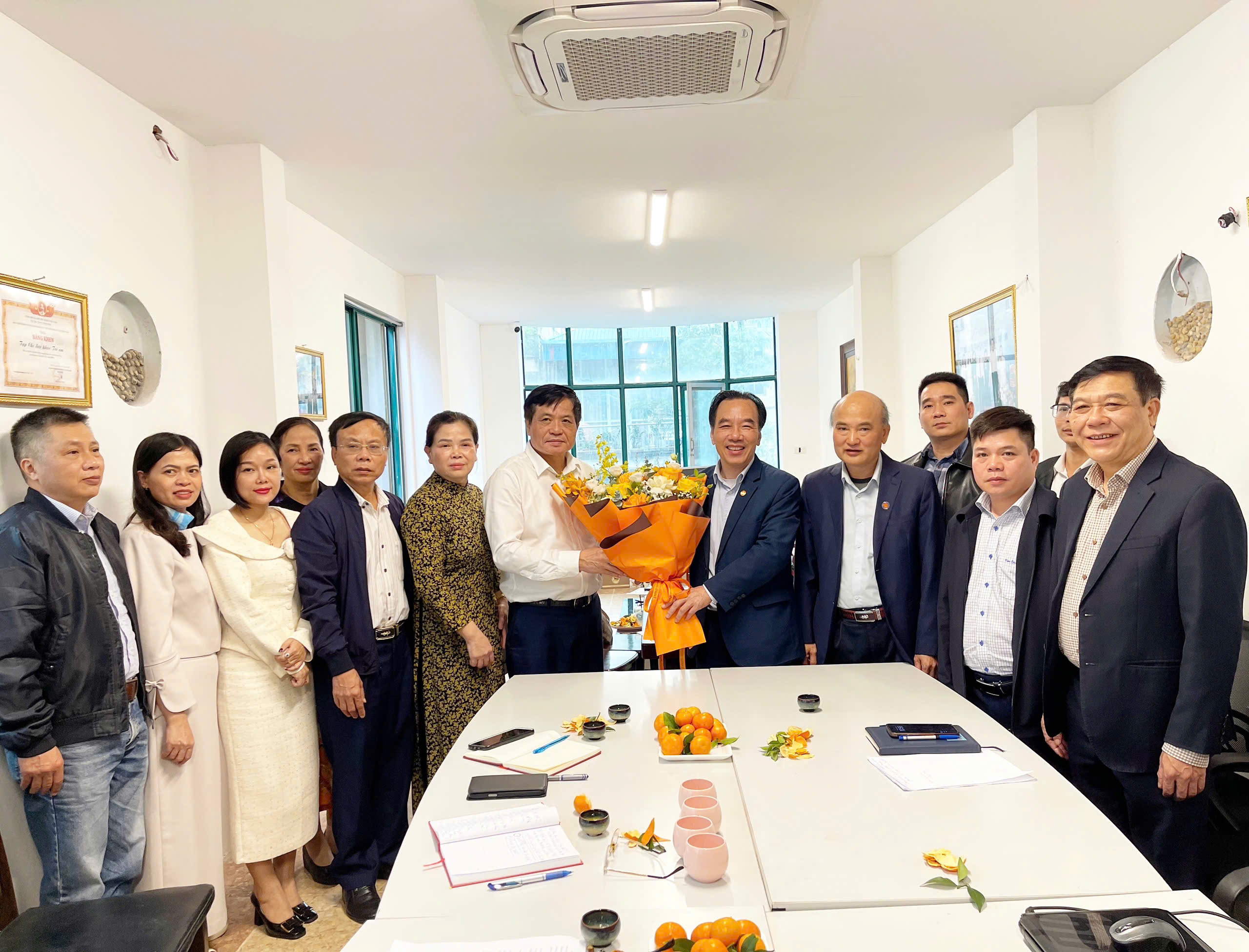 Cỗ vũ, nhân rộng mạnh mẽ hơn nữa những tấm lòng nhân ái vì trẻ em