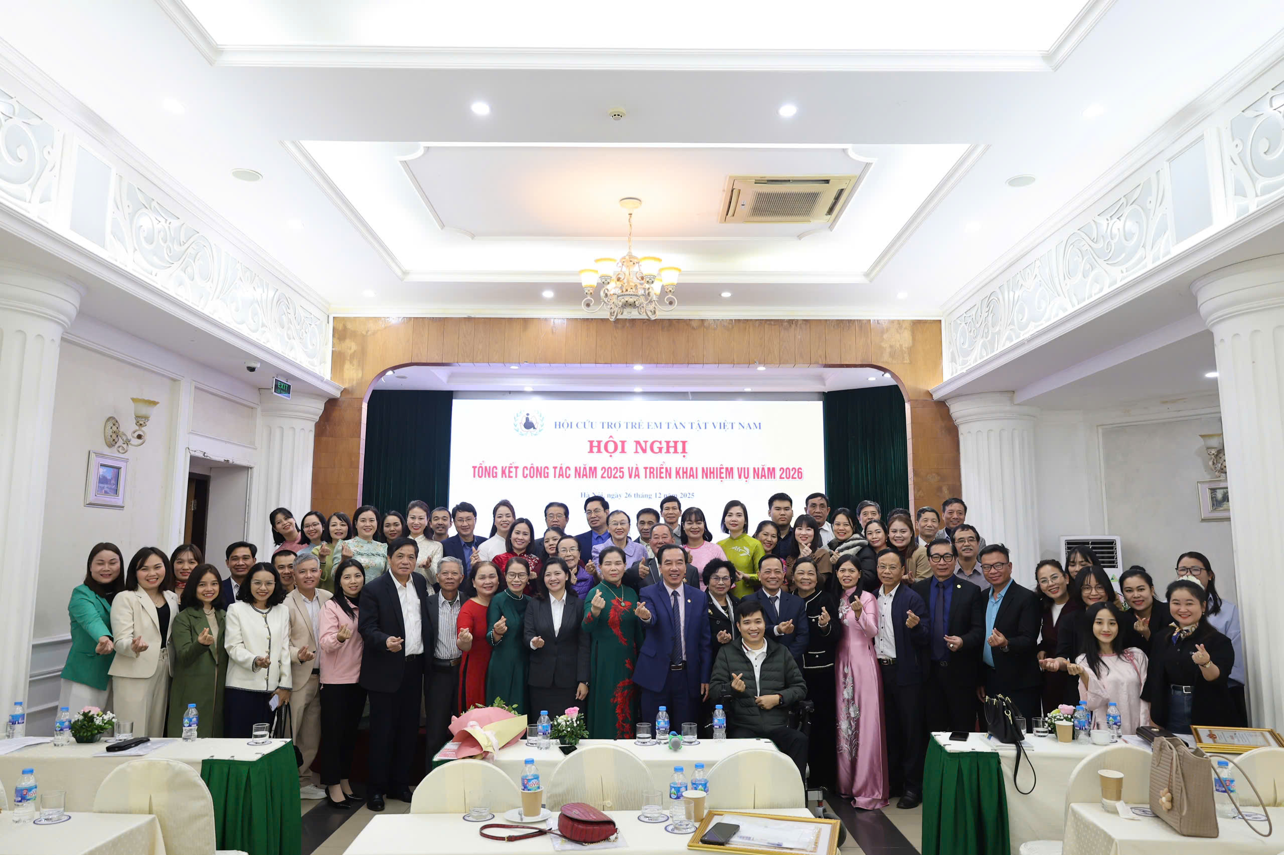 Đổi mới tư duy, cách thức truyền thông, vận động cộng đồng chung tay chăm sóc trẻ em khuyết tật