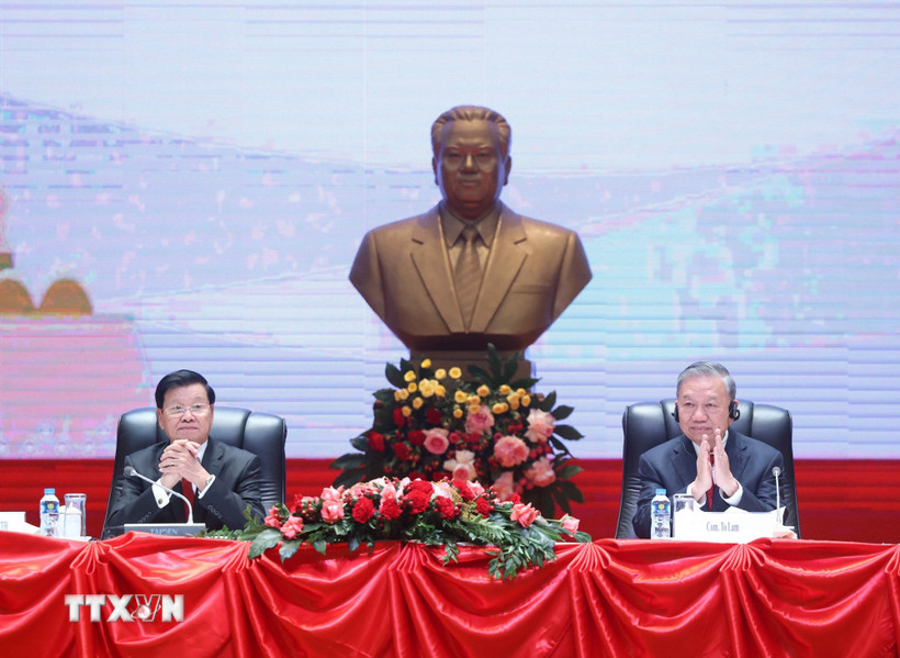 Tổng Bí thư Tô Lâm thông báo kết quả Đại hội XIV của Đảng Cộng sản Việt Nam tại Lào