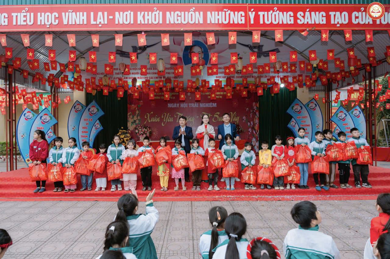 Xuân yêu thương - Tết sum vầy Giáo dục cho học sinh, nét đẹp văn hóa Tết cổ truyền dân tộc