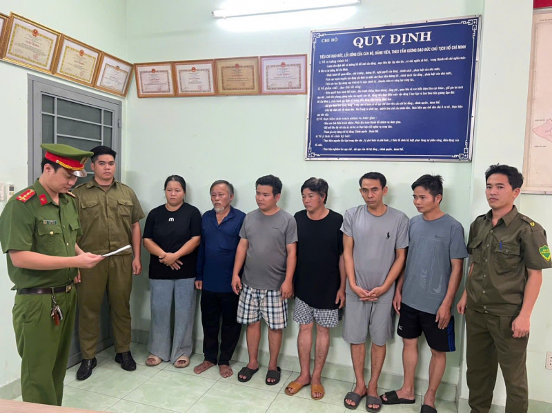 Xóa đường dây sản xuất, buôn bán hàng giả là nước mắm, bột nêm, bột ngọt