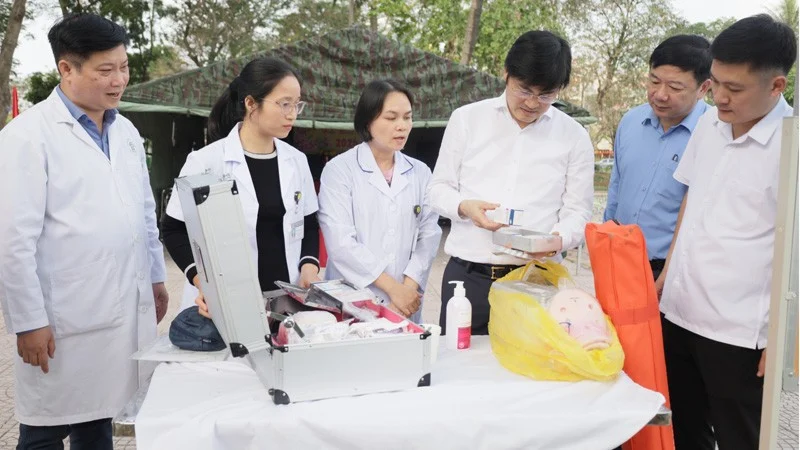 Đảm bảo y tế 34 điểm pháo hoa Hà Nội