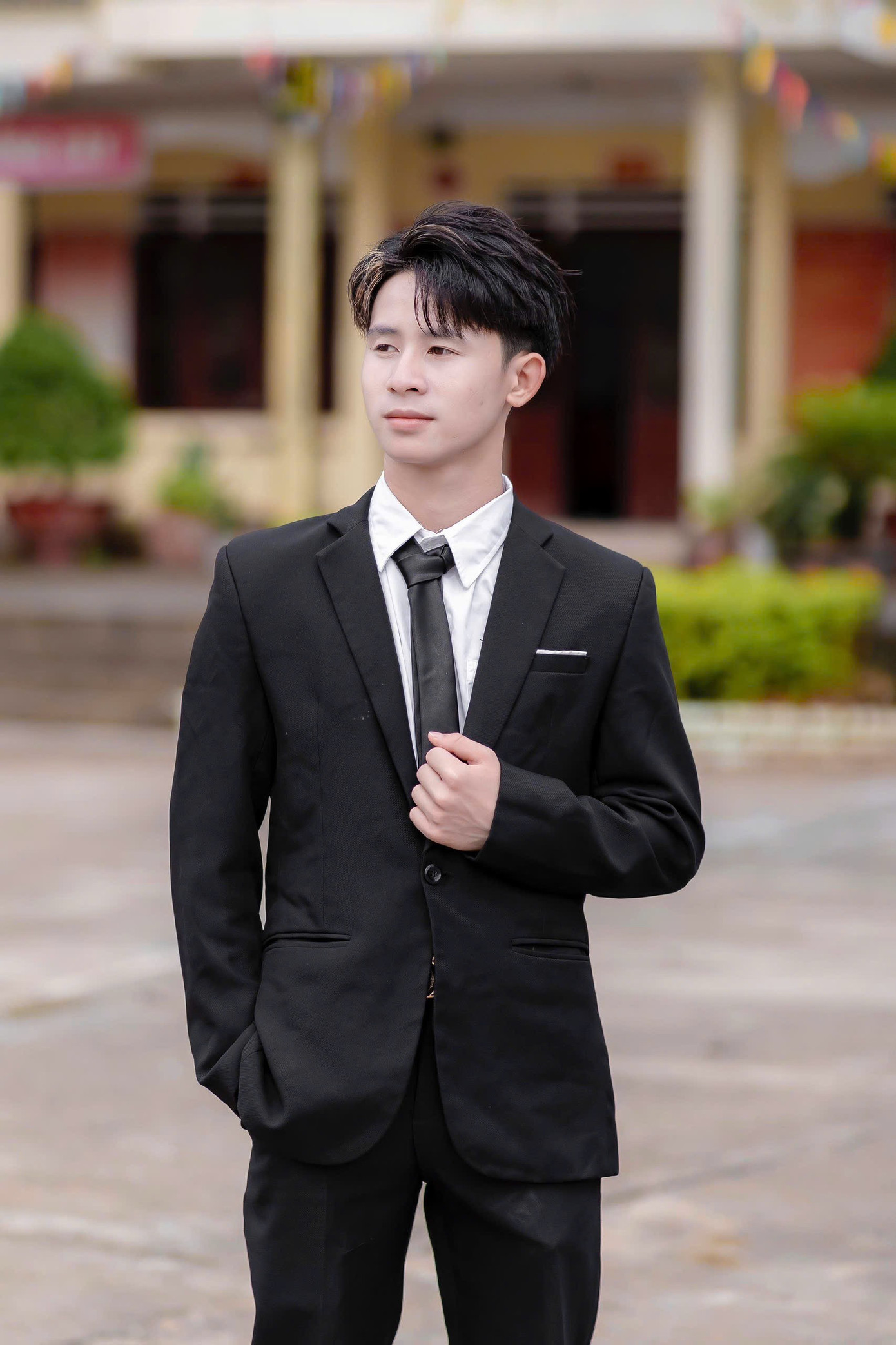 Tâm sự của chàng Á khoa mồ côi ‘Mình chỉ còn con đường học để tự cứu lấy chính mình’