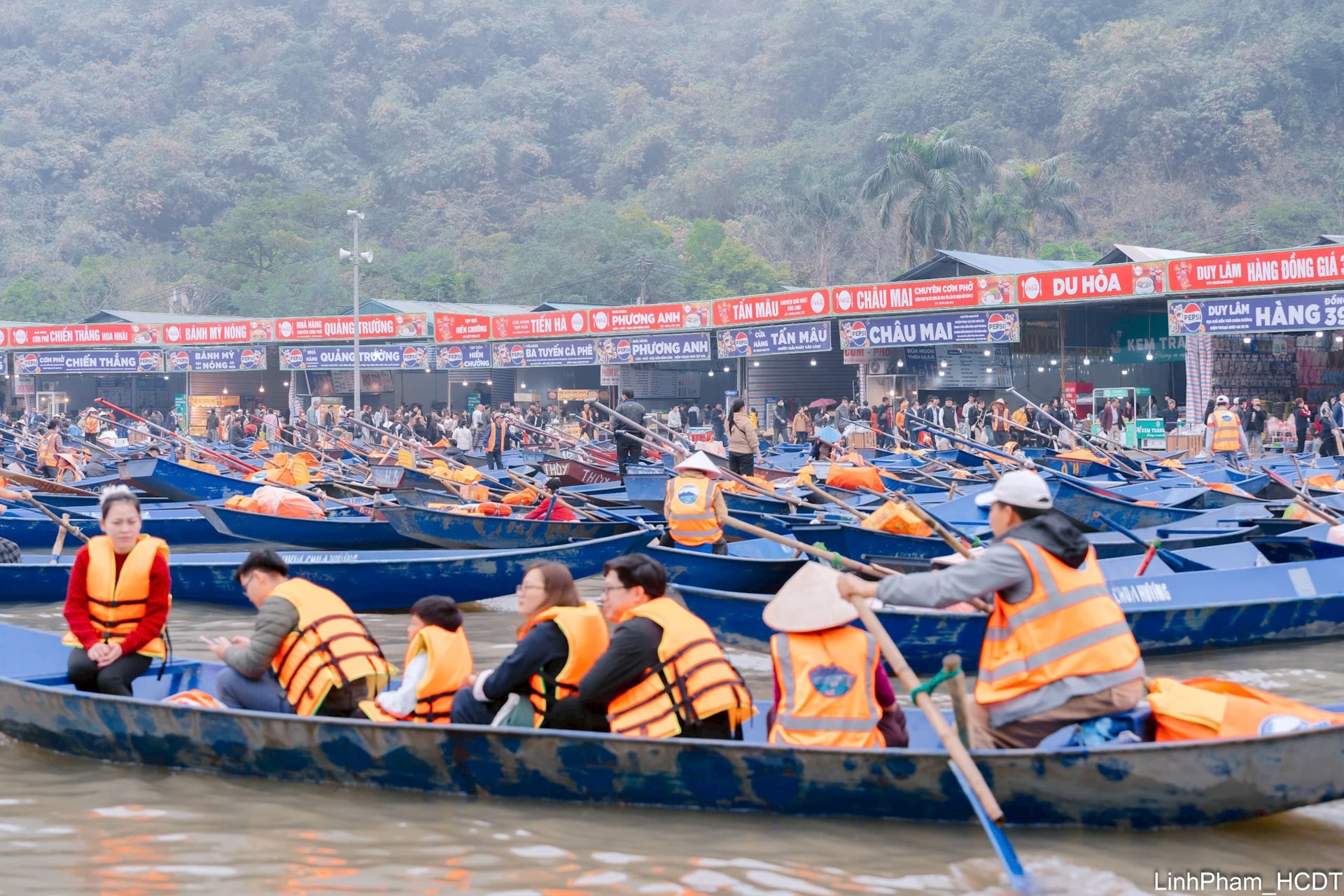 Kiên quyết xử lý nghiêm hành vi chặt chém dịp lễ hội đầu năm Bính Ngọ 2026