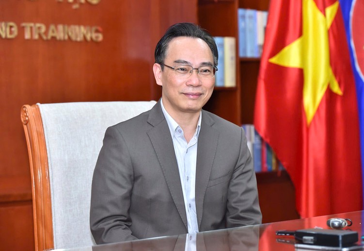 PGS TS Hoàng Minh Sơn được giao quyền Bộ trưởng Giáo dục và Đào tạo