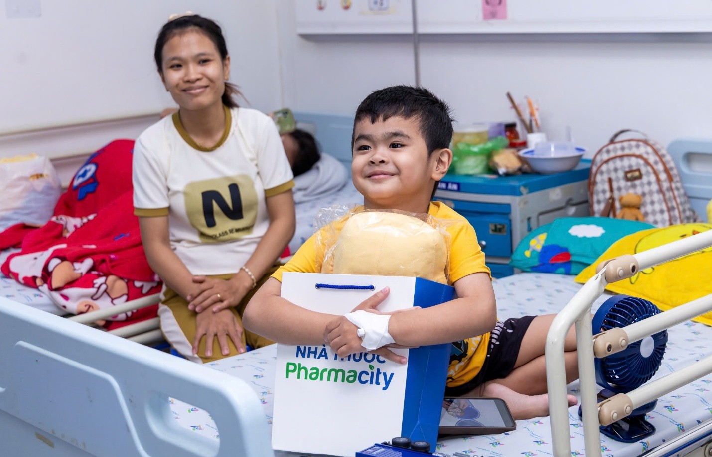 Doanh nghiệp Pharmacity Lan tỏa hoạt động nhân ái, nâng cao chăm sóc sức khỏe trẻ em và cộng đồng